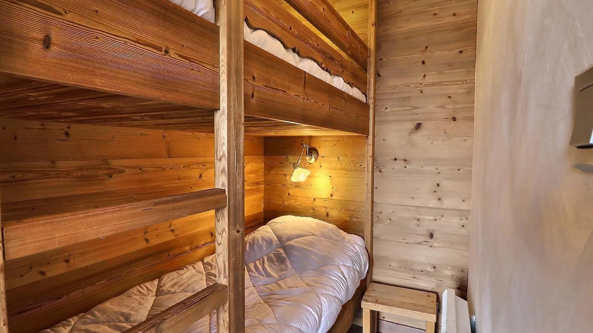 Apartment Studio Cabine Centre Merlin - Skis Aux Pieds, Wi-Fi, Animaux Admis - Fr-1-182-202 Les Allues